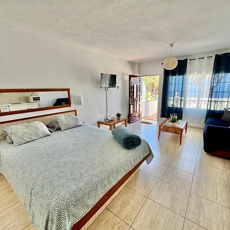 Atlantic Ocean Rest *