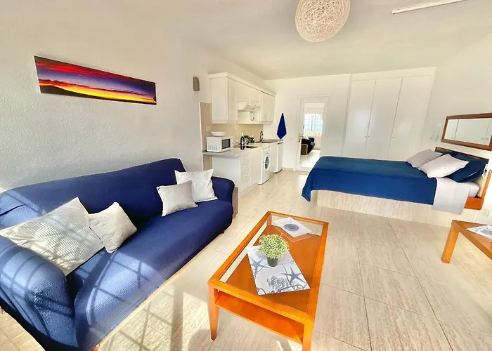 Atlantic Ocean Rest טקורונטה