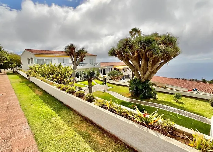 Atlantic Ocean Rest Tacoronte